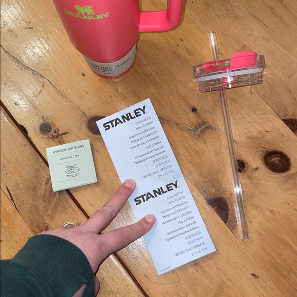 NWT- Stanley- 30oz Flowstate Quencher H2.0 Tumbler- Hibiscus 🌺 - Picture 11 of 16